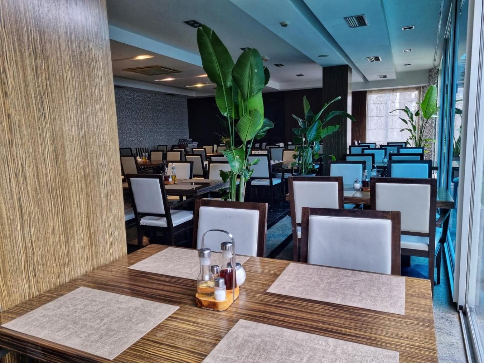 Hotel Gala Split Ποντστράνα Εξωτερικό φωτογραφία